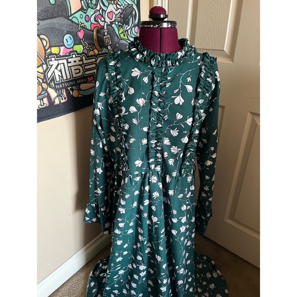 Green Maxi Floral Dress